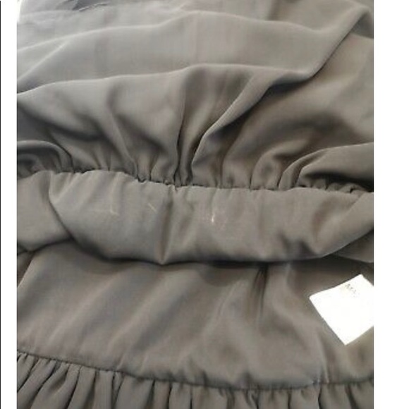 Stunning 👀 Mangano tiered dress 👗 - Picture 7 of 7